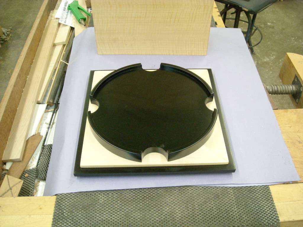 Presentation base and box complete